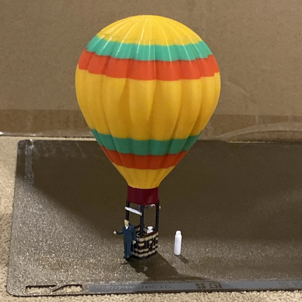 Hot Air Balloon HO Scale 3-D Printed Small - Image 1 of 4