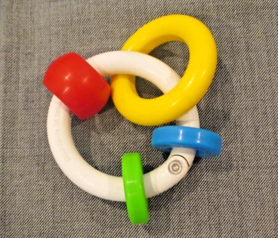 Mordedor anillo Fisher Price 1982 vintage Foto 1 de 2