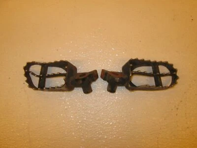 Honda CR 250 R 1997 estriberas fábrica CR250R reposapiés clavijas OEM B36 Foto 1 de 4