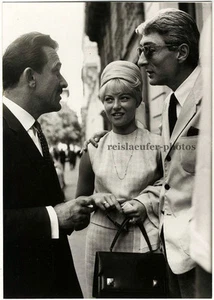 Karin Baal, André Versini & Yves Robert, foto originale del 1963 - Foto 1 di 1