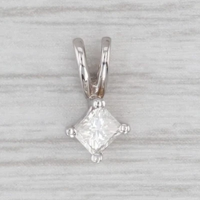 0.30ct Princess Diamond Solitaire Pendant 18k White Gold Small Drop - Image 1 of 4