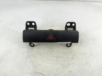 Dodge Caliber 2007 luz de peligro tablero intermitente interruptor botón UK562 Foto 1 de 4