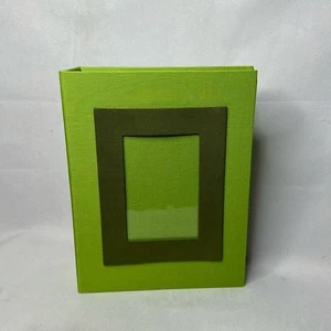 Neu ohne Etikett Kelly grün Fotoalbum - 4” x 6” - 192 Steckplätze - Wohnkultur Scrapbooking - Bild 1 von 3