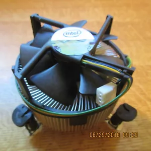 **NEW** Intel D60188-001 Socket LGA775 Copper Core CPU Heat Sink and Fan - Picture 1 of 3