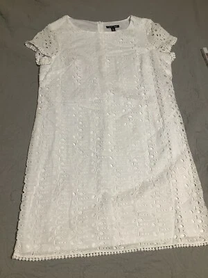 Vestido pequeño ROZ & ALI para mujer talla 14 blanco floral ojales encaje manga corta cambio Foto 1 de 4