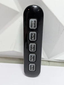 Ford Explorer 2002-2010 OEM teclado de puerta de entrada sin llave/botón de bloqueo de llave negro - Imagen 1 de 10