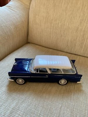 1955 Chevrolet Bel Air Nomad 1:24 Scale Diecast Signature Models SS 8702 MINT  - Image 1 of 4
