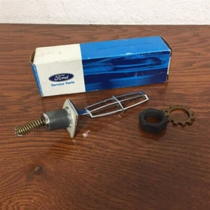 NOS LINCOLN 1972 1973 1975 1976 CONTINENTAL MARK IV TOP HOOD ORNAMENT EMBLEM - Picture 1 of 7