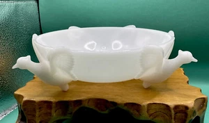 Eagle Pleasant Jeannette Co Milk Glass 3 Footed Bowl Dish Depression EUC - Picture 1 of 9