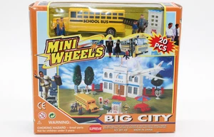 Mini Wheels BIG CITY 20-teiliges Set mit Schulbus NEU - Bild 1 von 6