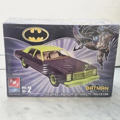 SEALED AMT ERTL BATMAN THE JOKER GOON CAR/GOTHAM CITY POLICE CAR (13d) - Image 1 of 4