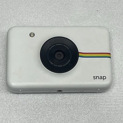Polaroid Snap Instant Digital Camera White Instant Print 10MP ZINK Retro Style - Image 1 of 4
