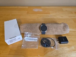 Montre connectée Samsung Galaxy Watch 5 Pro 45 mm R925N gris titane - Photo 1 sur 15
