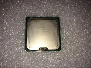 Processore Intel Core 2 Duo E6300 SL9SA 1.86GHz 1066MHz FSB 2MB L2 Socket LGA775 - Foto 1 di 1