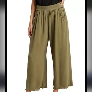 Umgee Sage Green Linen Blend Wide Leg Pants Elastic Waist Frayed Hem Size 1x Nwt - Picture 1 of 7