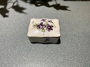 Hammersley England Bone China Floral rectangular porcelain lidded Trinket Box - Picture 1 of 5