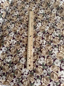 5 YARDS VICTORIAN COTTAGE Gold ROSES Red Background COTTON FABRIC Henry Glass - Picture 1 of 9