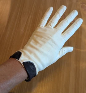 Vintage Capretto Lavabile Women's Gloves White Soft Leather Black Cuff Sz 6-1/2 - Picture 1 of 6