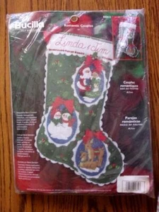 Vintage Bucilla Craft Kit - "ROMANTIC COUPLES" Mom Dad Felt STOCKING - #85012 - Picture 1 of 3