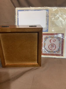 The Creative Circle #1970 Counted Cross Stitch Initial And Box  Embroidery Kit - Picture 1 of 7