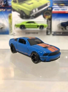 Hot Wheels ‘07 Shelby GT500 Blue 1:64 Die Cast - Picture 1 of 5