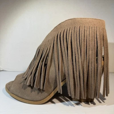 Bota Steve Madden Rock-It biqueira aberta franja sapato bota couro camurça acastanhado 6,5 M - Imagem 1 de 4