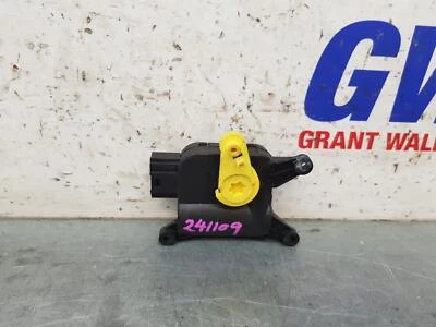 Volkswagen Tiguan 5N, Blend Door Actuator, 2008-20100 - image 1 of 2