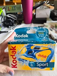 27 Exp Film KODAK SPORT One Time Use Camera Color 35mm Waterproof 06/2010 NEW - Picture 1 of 5