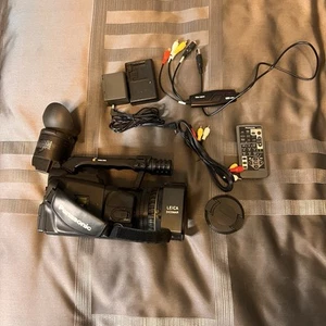 Panasonic AG-DVX100B Camcorder -  Black - Picture 1 of 5