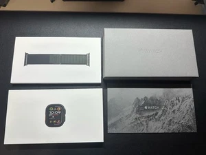 Apple Watch Ultra 2 49mm GPS Cell Black Titanium w Green Alpine Loop - Afbeelding 1 van 16
