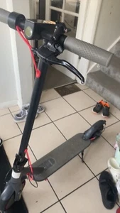 Aovo pro electric scooter black. WORKING. CHARGER INCLUDED. - Picture 1 of 9
