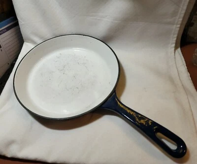 Cooks Essentials 🔥9" Gusseisen🔥 Emaille Blau Weiß Kochen Bratpfanne Pfanne - Bild 1 von 4