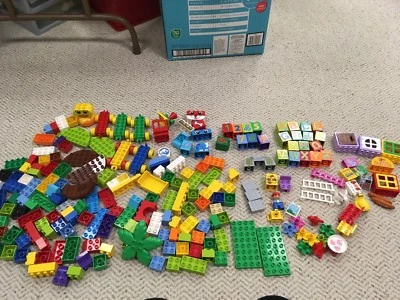 LEGO DUPLO 200+ 4LBS Bricks Windows Mixed Blocks Wheels Building Lot Flowers Abc - Image 1 of 4