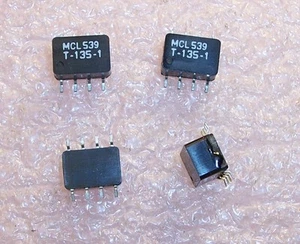 QTY (25)  T-135-1  MINI-CIRCUITS RF TRANSFORMERS 8 PIN SMD CASE W38 - Picture 1 of 3