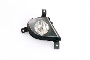 BMW E90 E91 LCI Fog Front Light Lamp Right O/S 7199894 - Picture 1 of 9