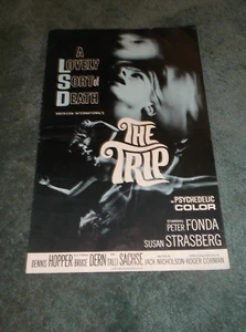 THE TRIP (1967) PETER FONDA ORIGINAL PRESSBOOK NO CUTS - Picture 1 of 1