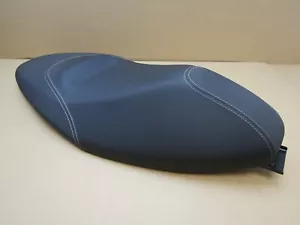 Sillín asiento Aprilia SR GT 125 2022 2.530 millas (13757) - Imagen 1 de 12