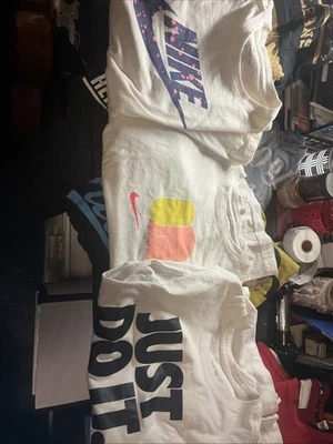 Camisetas Nike talla pequeña 3x Foto 1 de 4