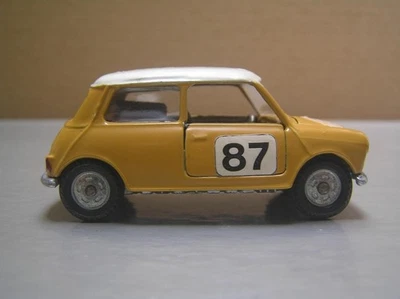 Mebetoys A-31 Mini Cooper Rallye 1/43 scale made in Italy Near Mint Condition - Image 1 of 4
