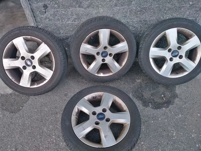 Cerchio in lega 15 ford fiesta num. pz. 1 - Immagine 1 di 2