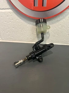 YAMAHA R1 5VY MASTER CYLINDER R1 BRAKE R1 BREMBO MASTER CYLINDER 5VY - Picture 1 of 9