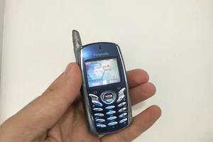 Panasonic EB G51m niebieski (odblokowany) Telefon komórkowy prosty podstawowy starszy rekwizyt dzieci G51 - Zdjęcie 1 z 12