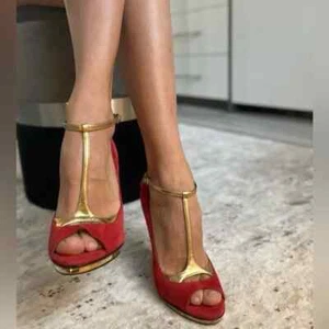 $1485 Designer ROBERTO CAVALLI Women's Stylish Snake Heels High Pumps 37 - Picture 1 of 12