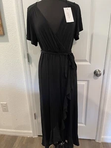 NWT Isabel Maternity Black Flutter Knit Maternity Midi Dress - Picture 1 of 10