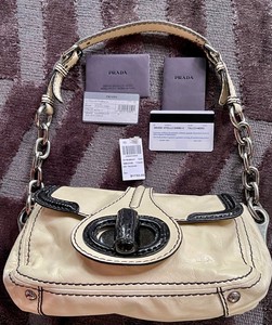 prada pattina sottospalla