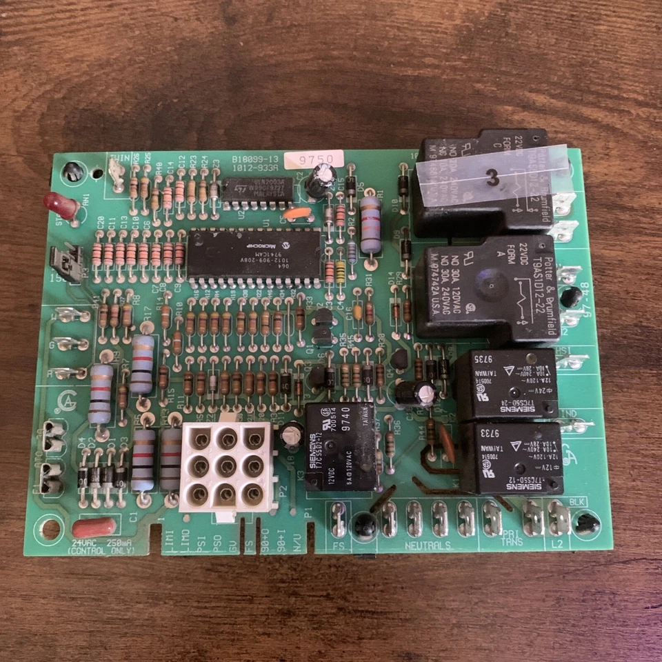 Furnace Control Board Potter&Brumfield 1012-933A - Image 1 of 3
