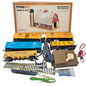 Vintage Model Train Accessory Set Barn Kit Books Cars Switch Transformer - Picture 1 of 19