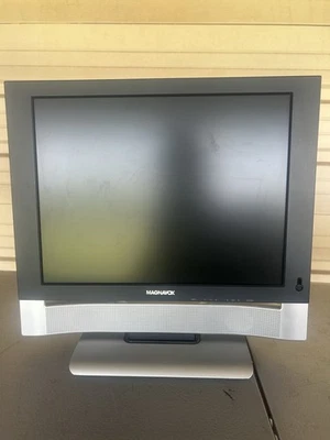 Magnavox 15” LCD TV 15MF400T/37 Gaming Computer Monitor No Remote Tested Works - Image 1 of 4