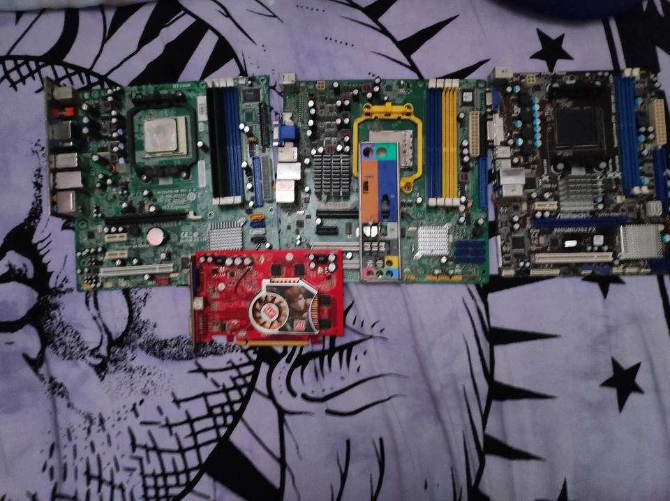 Schede Madri Am2 Am3 Ati Ddr2 Ddr3 Athlon - Image 1 of 2