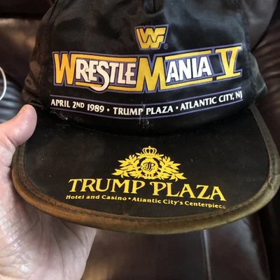 1989 Oficial WWF WRESTLEMANIA "V" TRUMP PLAZA SOMBRERO "HULK HOGAN VS. MACHO MAN" Foto 1 de 4